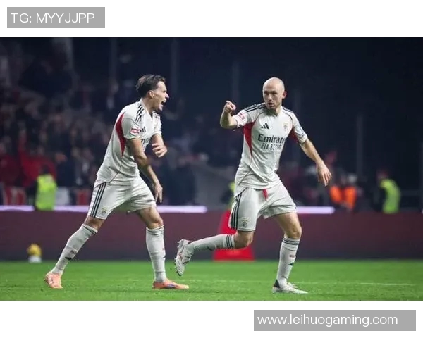 西甲激战本菲卡逆转国米补时绝杀引发争议判罚全场沸腾